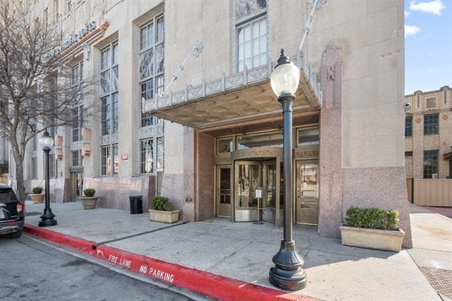 Photo - 201 W Lancaster Ave Unit 206