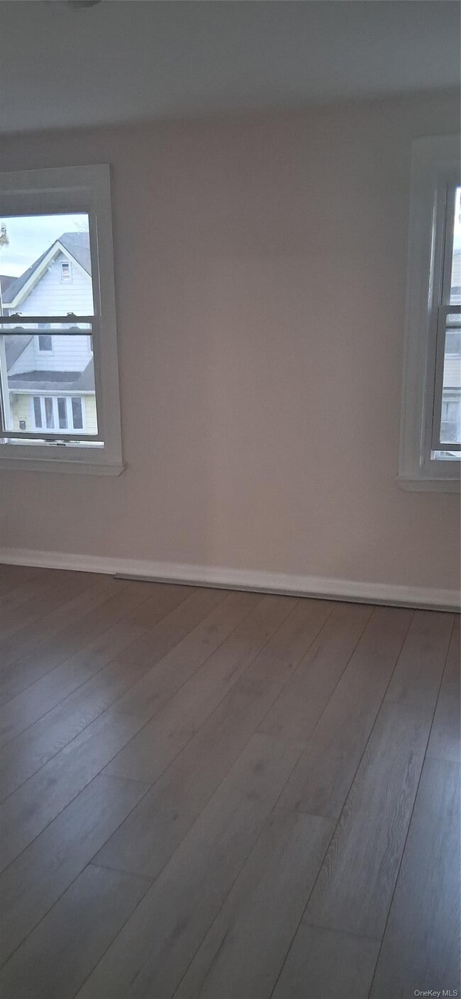 Photo - 104-73 129th St