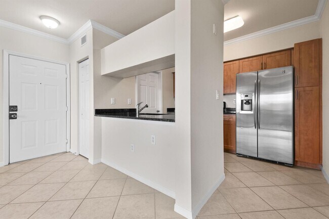 Photo - 6556 Emerald Dunes Dr Unidad 302