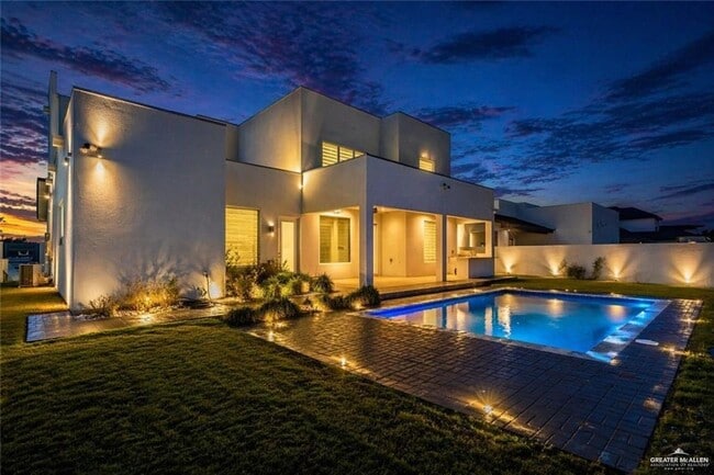 Photo - 29 Doctor's Dr