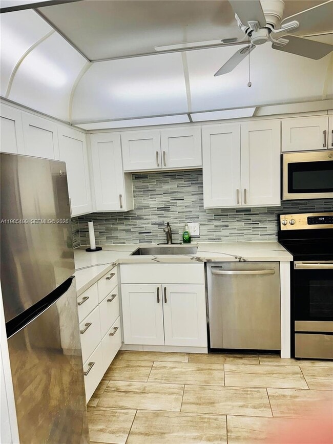 Photo - 2601 S Course Dr Unidad 409