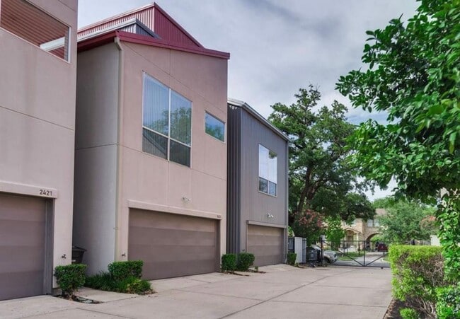 Modern Loft w/ Rooftop Deck & Downtown Vie... - Modern Loft w/ Rooftop Deck & Downtown Vie...