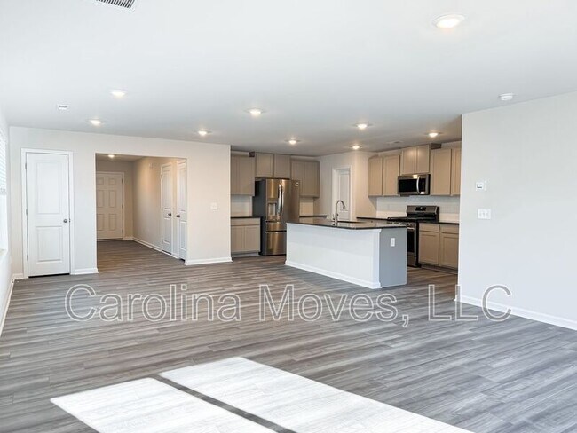 Photo - 109 Clairvale Ct