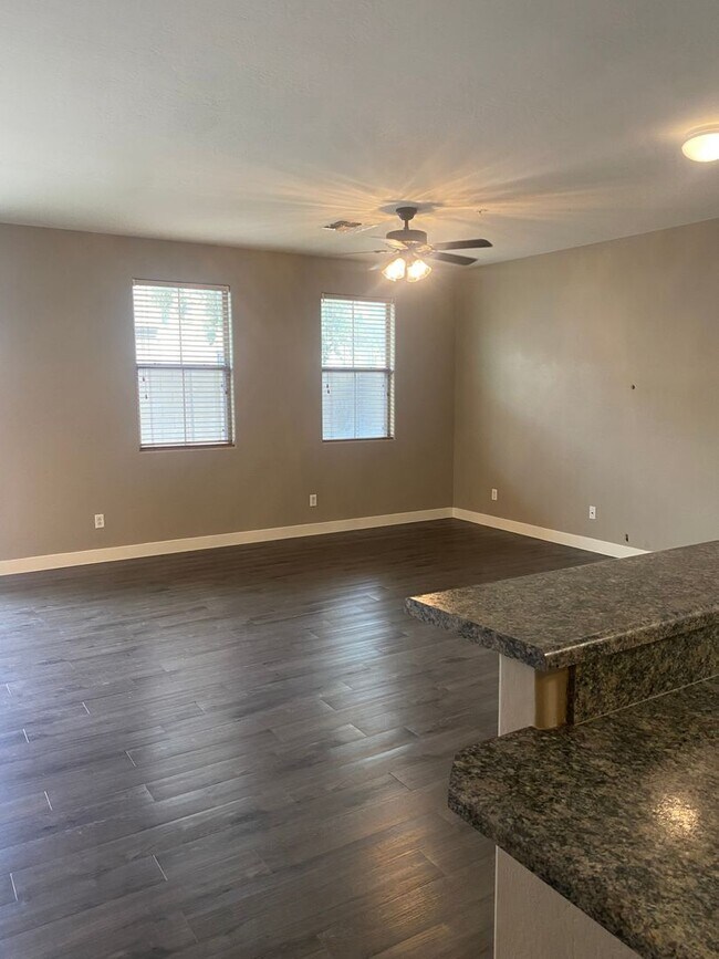 Photo - 1255 S Rialto