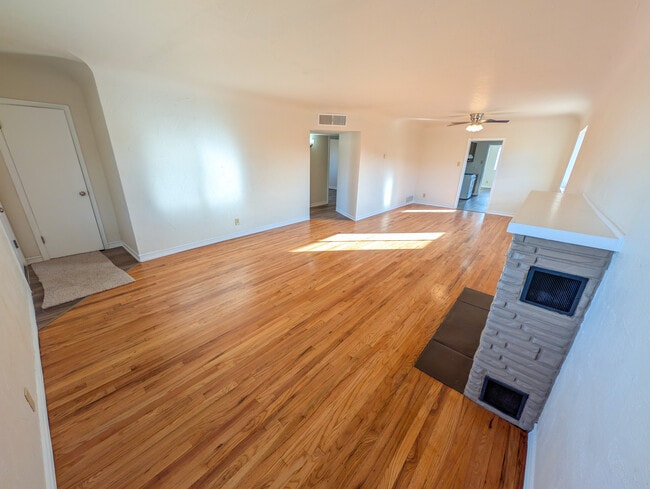 Photo - 3524 Mobile Ave