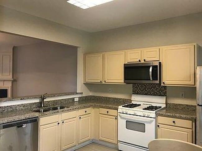 Photo - 76 Highoak Dr