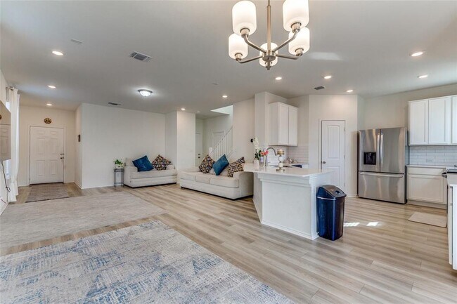 Photo - 1109 Aronia Ln