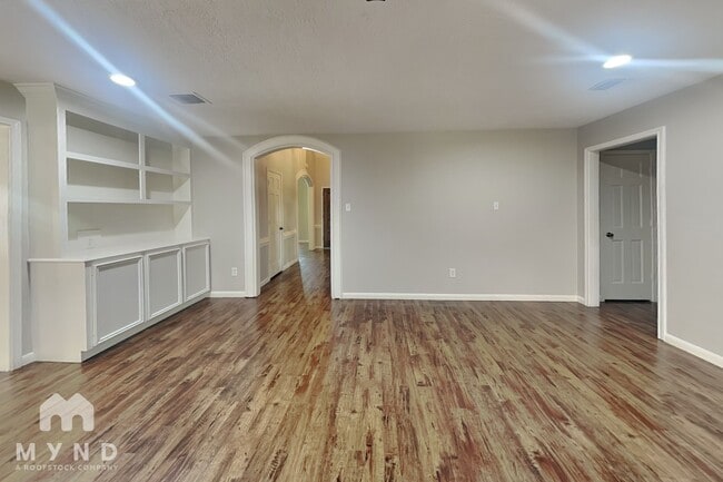 Photo - 16915 Misty Creek Dr