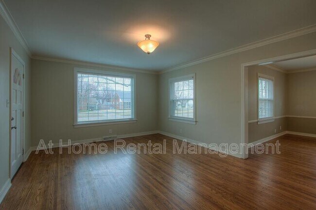 Photo - 1133 S Oswego Ave