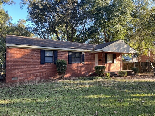 Photo - 3745 Honeysuckle Ct