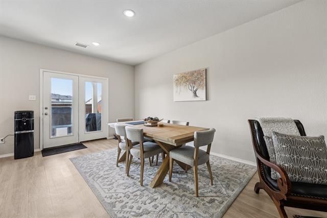 Photo - 3071 Aqueduct Ave