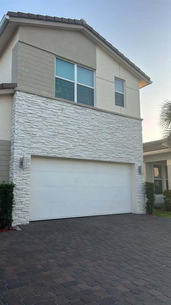 Photo - 4161 Marina Way