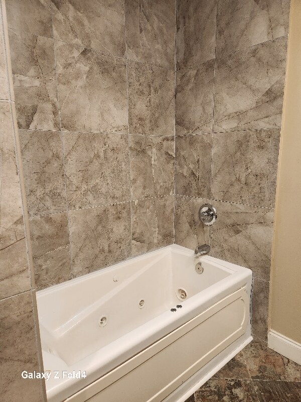 Photo - 4456 Railroad St