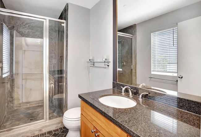 Photo - 6396 Weidlake Dr