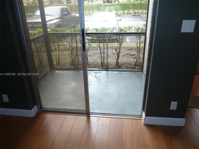 Photo - 300 Gardens Dr Unit 104