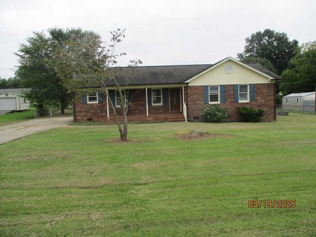Building Photo - 1027 Rembrandt Dr SW Rental