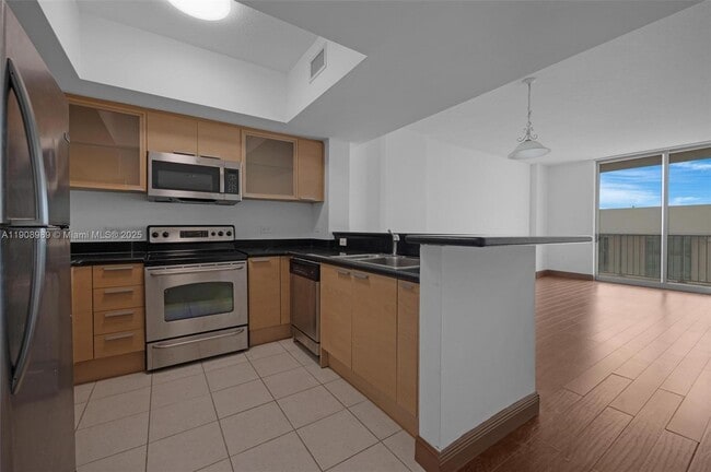 Photo - 140 S Dixie Hwy Unit 533