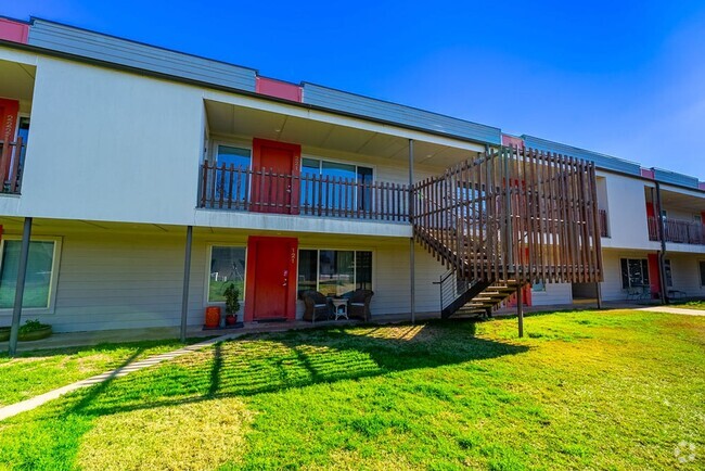 Building Photo - Modern 2 bed, 2 bath condo in South Austin Unit 221