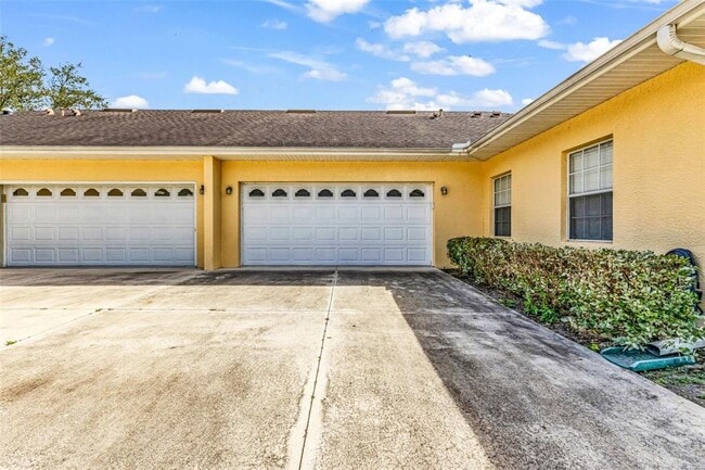 Photo - 1647 Red Oak Ln