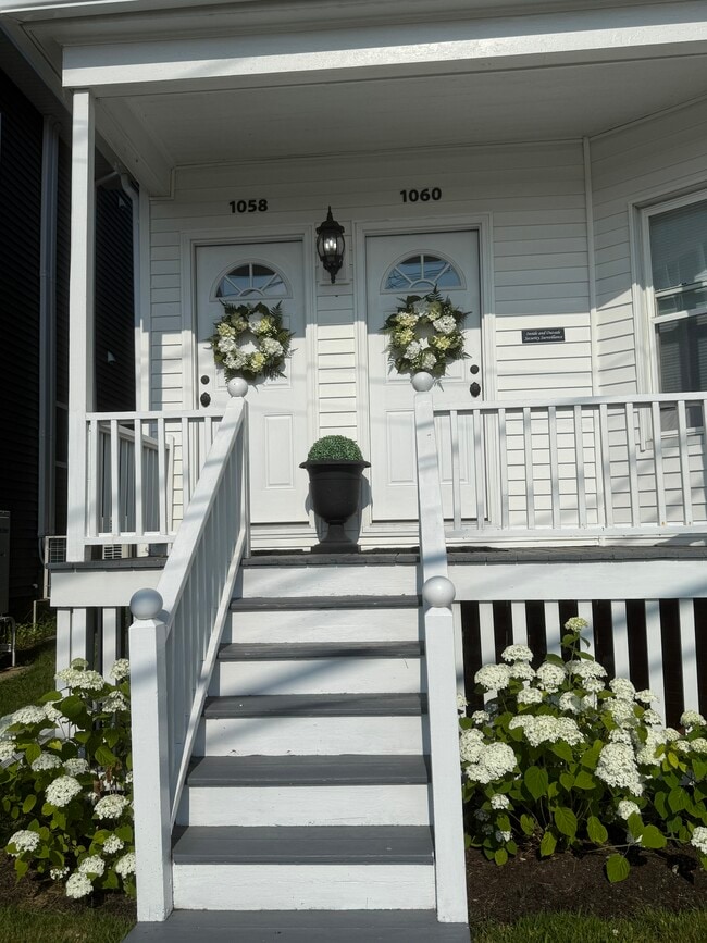 Photo - 1058 Forest Ave