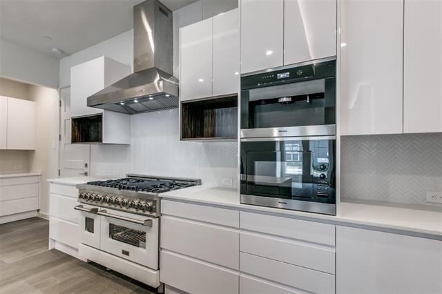 Photo - 256 Crockett St