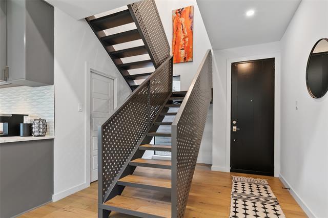 Photo - 4305 Roseland Ave