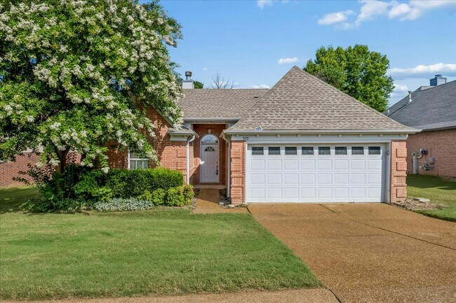 Building Photo - 535 Pantherburn Cir S