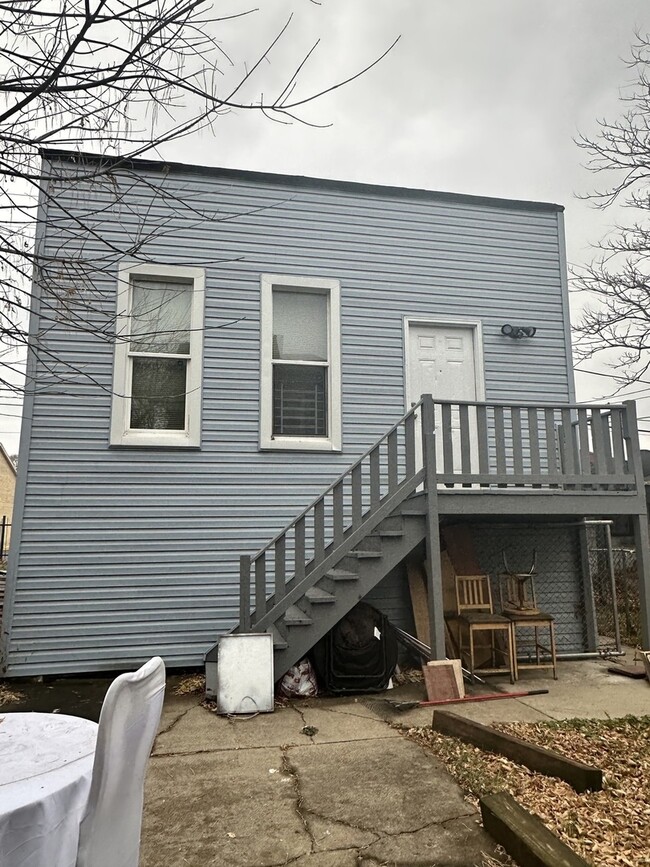 Building Photo - 49 E 102nd Pl
