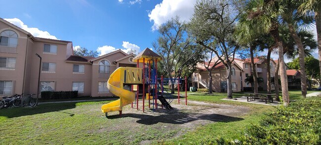 Playground area - 10450 SW 157th Ct Unit Kendall