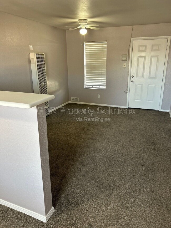 Photo - 401 14th St NW Unidad 37