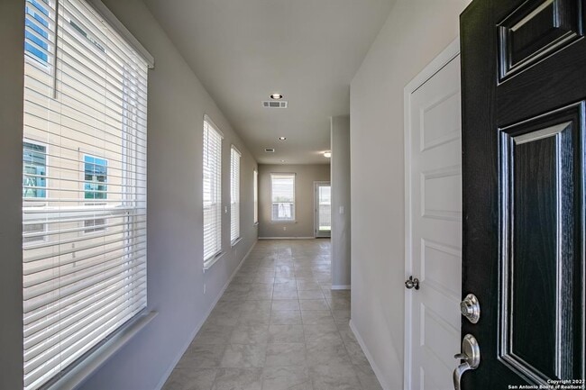 Photo - 262 Delta Crst