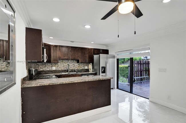 Photo - 7947 Tam Oshanter Blvd