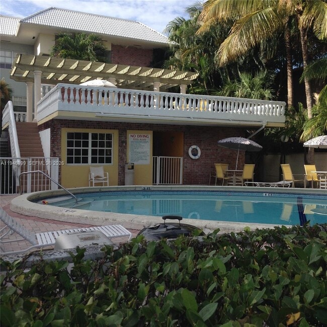 Photo - 2424 SE 17th St Unit 114B