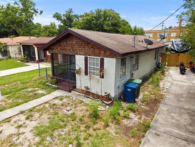 Photo - 1605 E 29th Ave