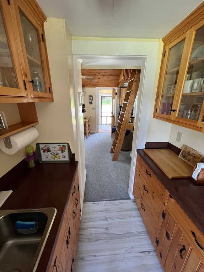 Photo - Lancaster Whitefiled