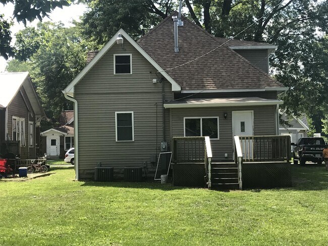 Photo - 1122 S 9th St