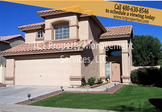 Building Photo - Great 3 Bedroom with Grass Backyard!