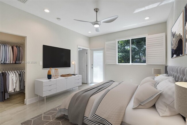 Photo - 62 NE 26th St