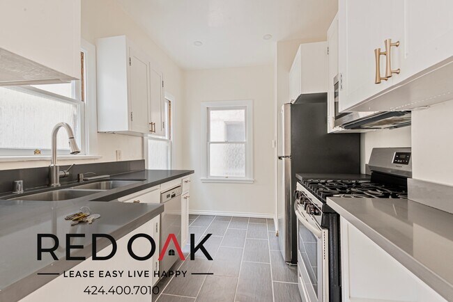 Photo - 852 N Oxford Ave Unidad 854