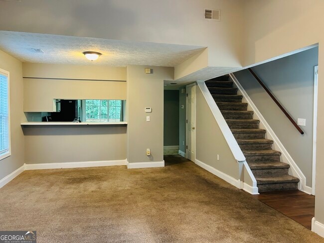 Photo - 207 Hillcrest Dr