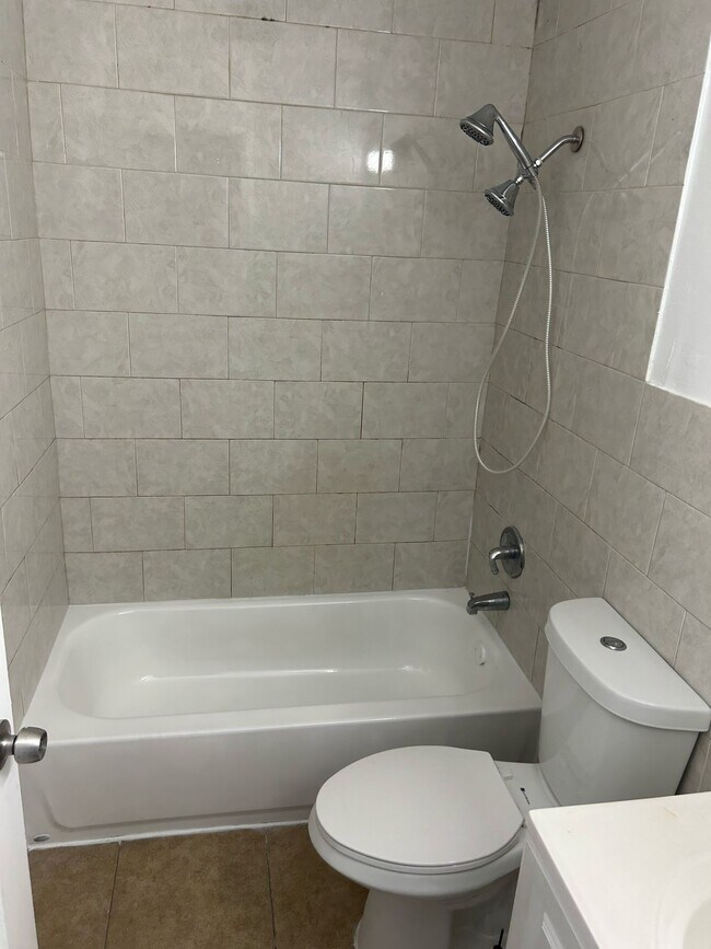 Photo - 401 SW 13th Pl