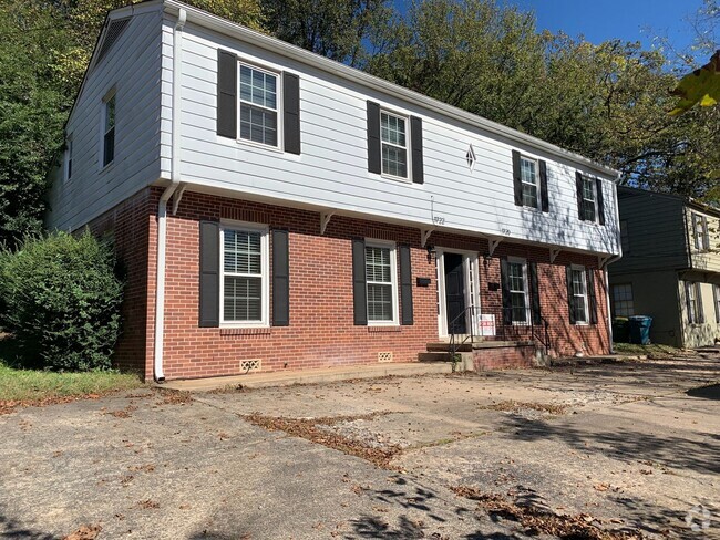 Building Photo - 1720 Kavanaugh Blvd Rental