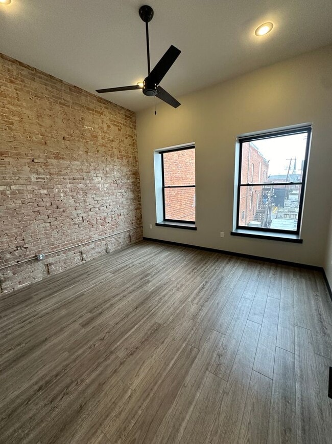 Photo - 409 W Norfolk Ave Unit 201