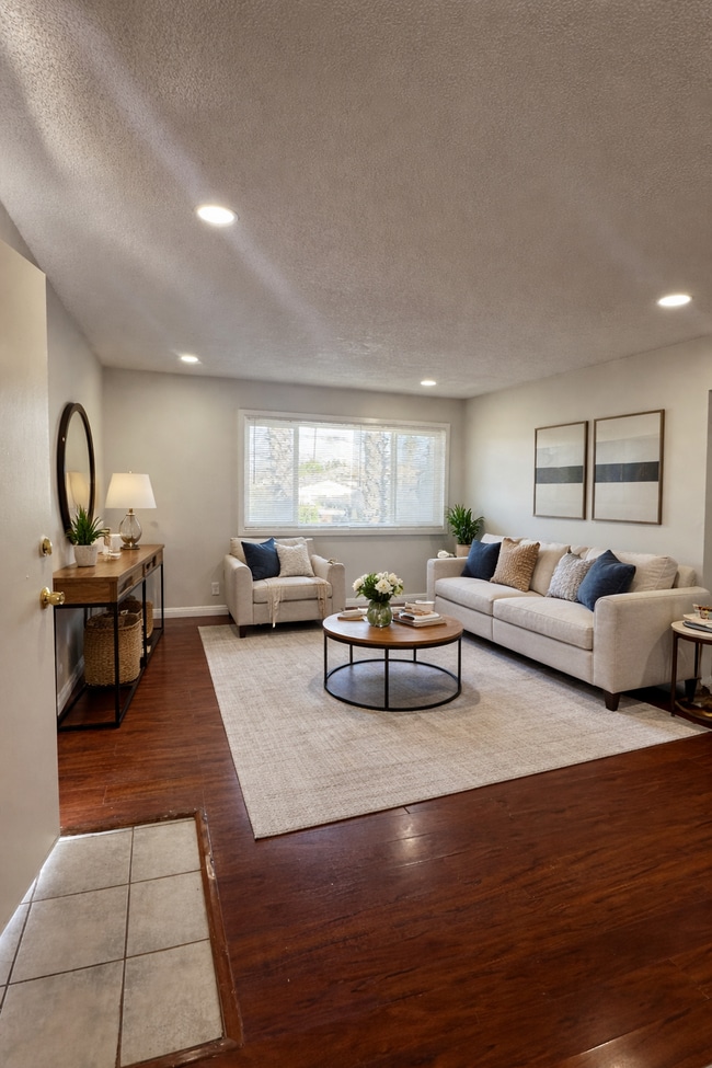 Building Photo - 22877 Adrienne Ave Unit 10