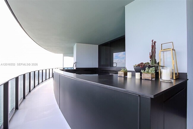 Photo - 18555 Collins Ave Unit 4605