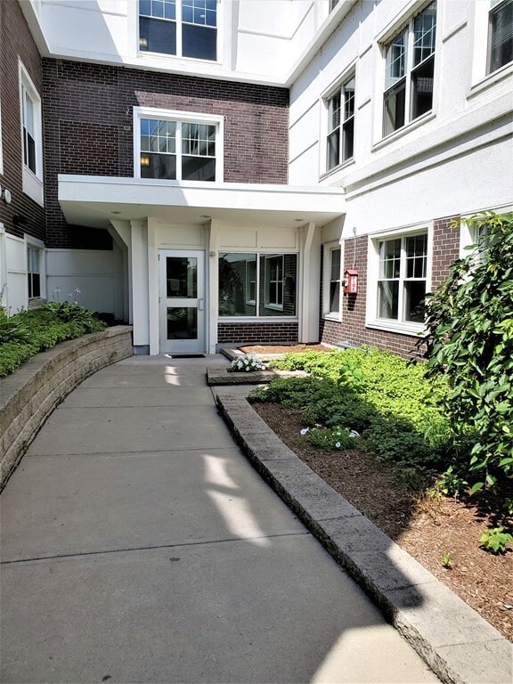 Photo - 20 Pond St Unidad 205