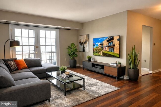 430 N Armistead St Unit 303