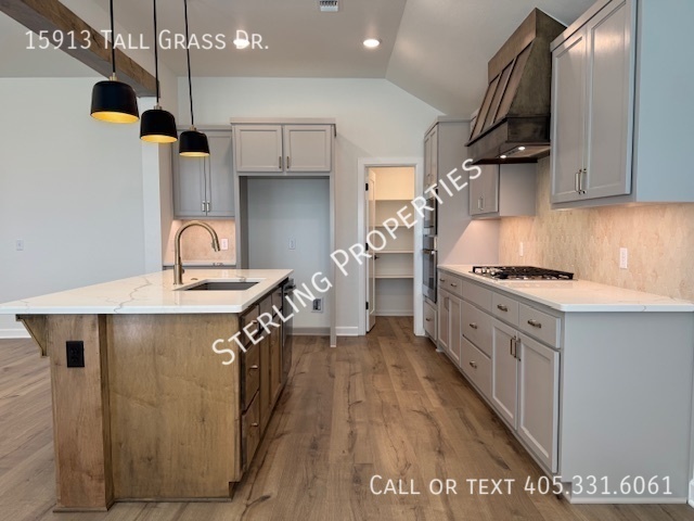 Photo - 15913 Tall Grass Dr Apartment