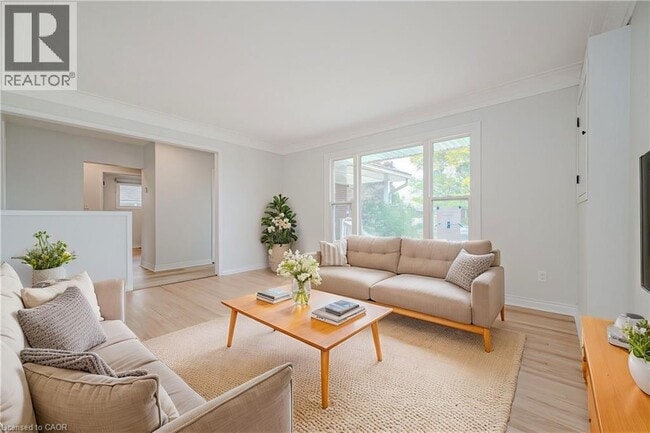 Photo - 38 Endfield Ave