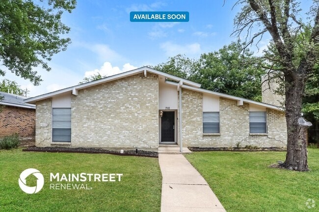 Building Photo - 710 Bluebonnet Dr Rental